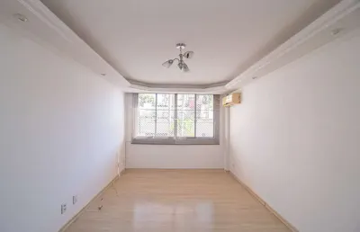 Apartamento com 2 quartos para alugar na rua anita garibaldi, 499, mont serrat, porto alegre por r$ 3.300