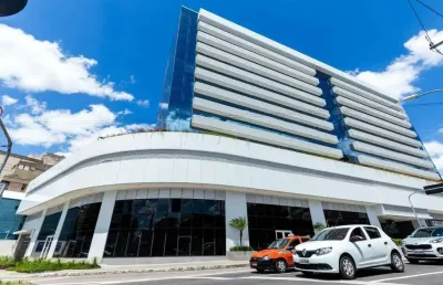 Sala comercial com 1 sala para alugar na rua ramiro barcelos, 630, floresta, porto alegre por r$ 1.900