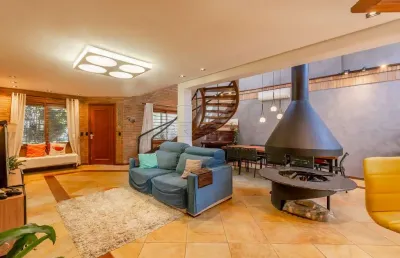 Casa em condomínio fechado com 3 quartos para alugar na rua conde da figueira, 553, chácara das pedras, porto alegre por r$ 14.999