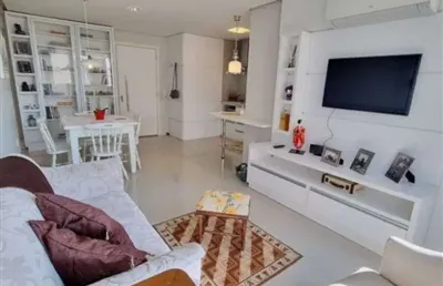 Apartamento para venda possui 49 metros quadrados com 1 quarto