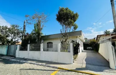 Casa com 3 quartos à venda na Rua Laureano José de Almeida, 67, São João, Itajaí