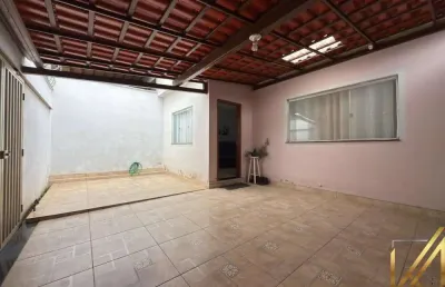 Casa com 2 quartos à venda no satélite, conselheiro lafaiete , 75 m2 por r$ 255.000