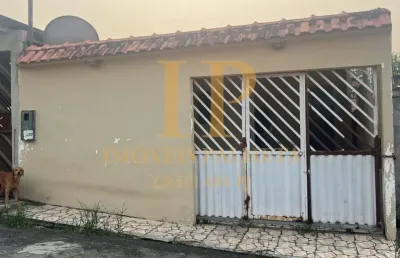 Vende-se casa, 2 quartos, vaga de garagem, cidade nova