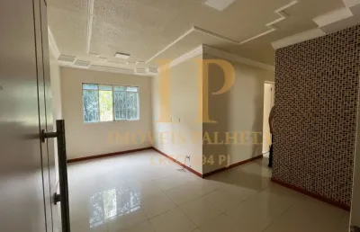 Aluga-se apartamento térreo, 3 quartos, no residencial acácias ii, japiim