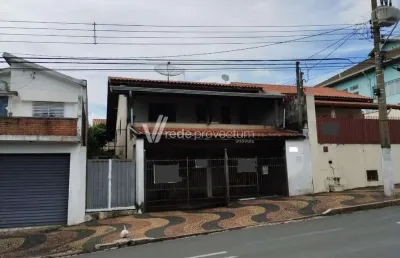 Casa com 3 quartos à venda na rua doze de outubro, 566, vila santana, valinhos, 278 m2 por r$ 750.000