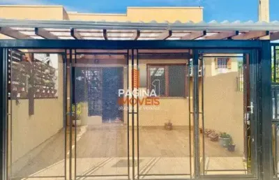 Página 1 imóveis anuncia excelente casa de 2 dormitórios, com móveis planejados e piscina, no bairro parque da matriz em cachoeirinha/rs. - ca306