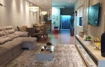 Casa com 3 quartos à venda no Espinheiros, Joinville 