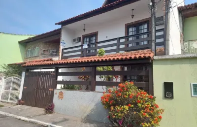 Linda casa em condomínio fechado no rio  de janeiro