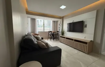 Apartamento de 3 quartos mobiliado de frente para avenida brasil.
