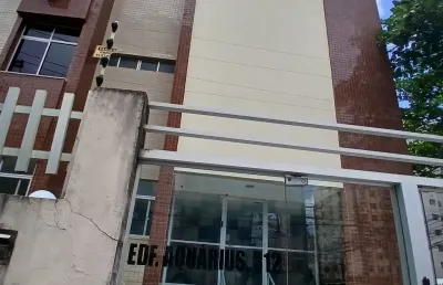 Pituba - rua piauí- 3 quartos com dependência e varanda