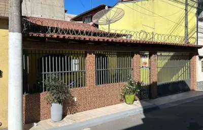 Casa com 4 quartos à venda na d um, 39, conjunto carapina i, serra por r$ 790.000