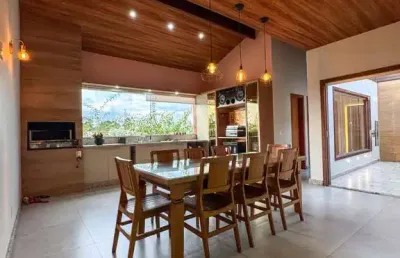 Casa em condomínio fechado com 3 quartos à venda na copacabana, 556, morada de laranjeiras, serra por r$ 1.350.000