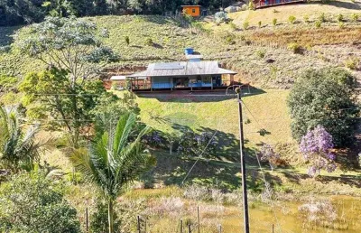Sítio completo em domingos martins – 30.000 m², lago, suíte e energia solar