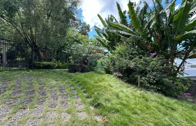 Terreno à venda na Rua Ailton Ladislau, s/n, Fradinhos, Vitória