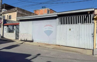 Casa ampla terreno 400m² em jardim américa - localização estratégica