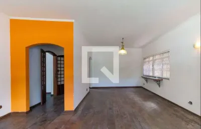 Casa com 3 quartos à venda na Rua Sepetiba, 1243, Vila Romana, São Paulo