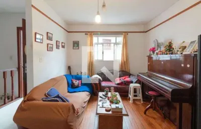 Casa com 2 quartos à venda na Rua Paris, 582, Sumaré, São Paulo