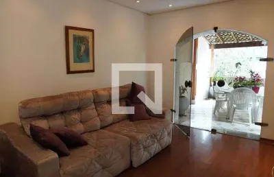 Casa com 3 quartos à venda na Rua Padre Agostinho Mendicute, 203, Sumaré, São Paulo
