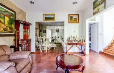 Casa com 3 quartos à venda na Rua Bernardo da Veiga, 141, Sumaré, São Paulo