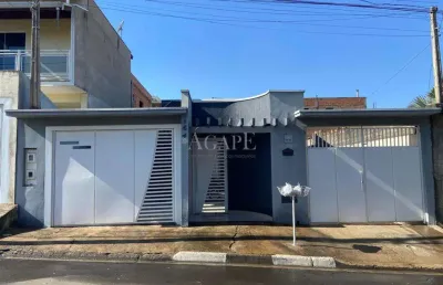 Casa à venda em artur nogueira, parque das flores, com 3 quartos, com 132 m²