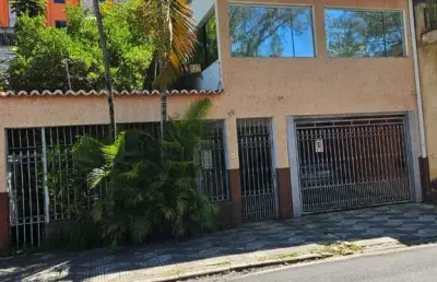 Amplo terreno com casa espetacular – 250m² – aceita financiamento e permuta