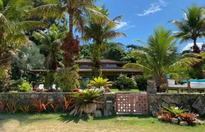 Luxuosa propriedade pé na areia de 6 quartos em angra dos reis - rj à venda