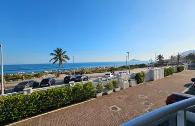 Apartamento porteira fechada na praia do pontal, recreio dos bandeirantes