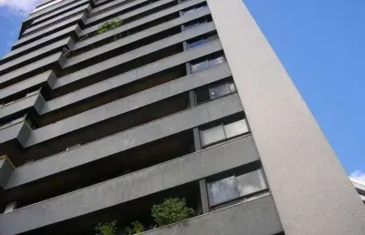 Alto do itaigara - mansão beverly hills - 4 suítes - gabinete - sala íntima -340m² de área -varandão