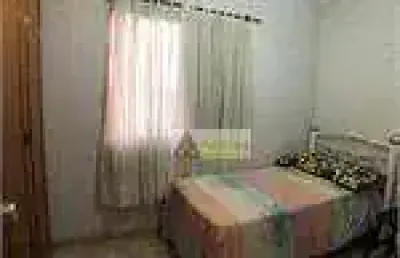 Casa com 3 quartos para alugar na Rua Cristóvão Lins, Vila Isolina Mazzei, São Paulo