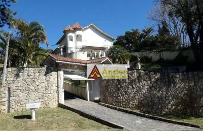 Portentosa mansão na serra da cantareira, com 690m2 de a.c e 1.600 de terreno! é tudo o que você precisa! confira.
