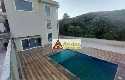 Sobrado com apenas 7 anos de construído com 4 dormitórios, varanda gourmet, 3 vagas e muito mais! alpes da cantareira