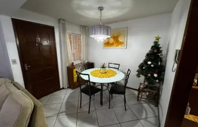 Sobrado em condomínio à venda no boqueirão, com 3 dormitórios e 111m²