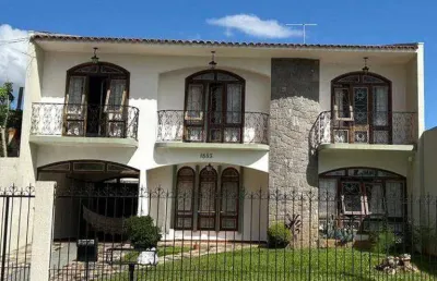 Sobrado comercial e residencial com 3 dormitórios sendo um suite à venda, 260 m² por r$ 1.500.000 - centro - guarapuava/pr