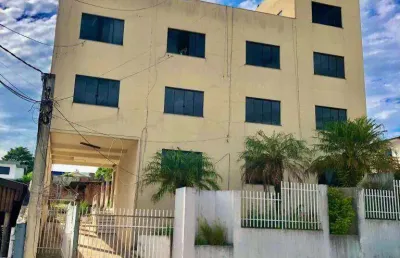 Kitnet com 1 dormitório para alugar, 40 m² por r$ 1.055,00/mês - centro - guarapuava/pr