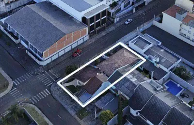 Casa com 3 dormitórios à venda, 223 m² por r$ 880.000,00 - trianon - guarapuava/pr
