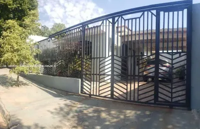 Casa para venda em presidente prudente, cerejeiras, 5 dormitórios, 2 banheiros, 2 vagas