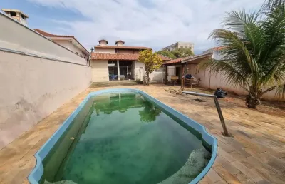 Casa para venda em presidente prudente, residencial universitario, 3 dormitórios, 1 suíte, 4 banheiros, 3 vagas