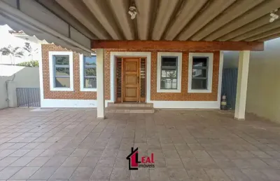 Casa para locação em presidente prudente, centro, 3 dormitórios, 1 suíte, 3 banheiros, 3 vagas