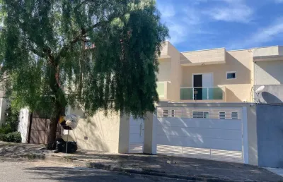 Sobrado com 3 dormitórios (1 suíte), 2 vagas com espaço gourmet