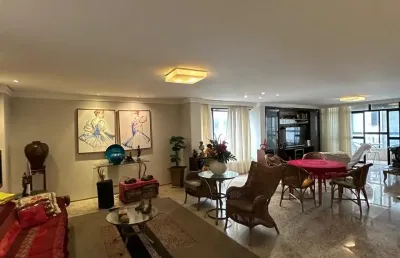 Vendo apartamento próximo a praia na rua dos navegantes