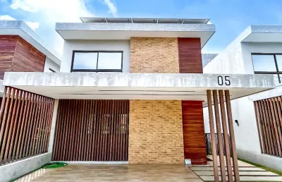 Excelente duplex no condomínio riviera do mar ponta negra