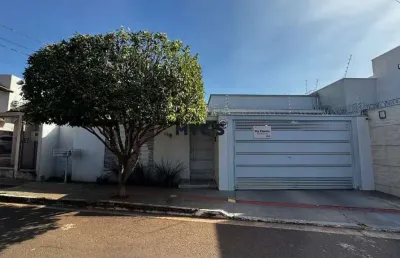 Casa ampla com área gourmet e piscina no vilas boas