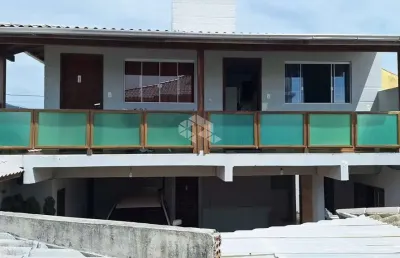 Hotel/pousada em são joão do rio vermelho, florianópolis
