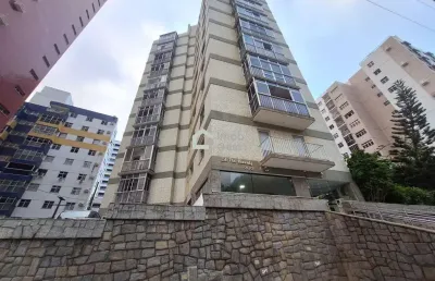 Excelente apartamento em petrópolis com 02 quartos sendo 01 suíte!