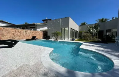 Casa térrea 6 dormitórios à venda em riviera de são lourenço