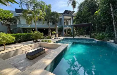 Casa à venda com 6 suítes , 1 lavabo, 4 vagas e 600m² por r$ 15.000.000,00