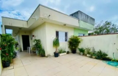 Casa à venda 4 domitórios, 3 banheiros, 2 vagas, 138 m² por r$ 615.000,00