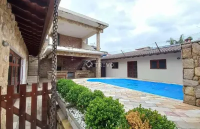 Casa à venda 4 domitórios, 3 banheiros, 7 vagas, 381 m² por r$ 1.500.000,00