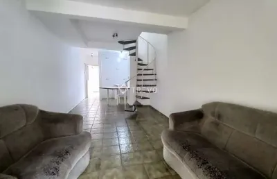 Casa em villagio para locação anual 2 dorm/2 wc/1 vaga em bertioga/sp