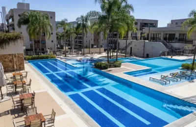 Apartamento com 03 quartos (1 suíte) no condomínio contemporâneo design resort – campo grande. rj